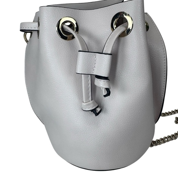 Cream and Gold Shoulder Bag with Pearl Embellished Handle - Picture 9 of 14